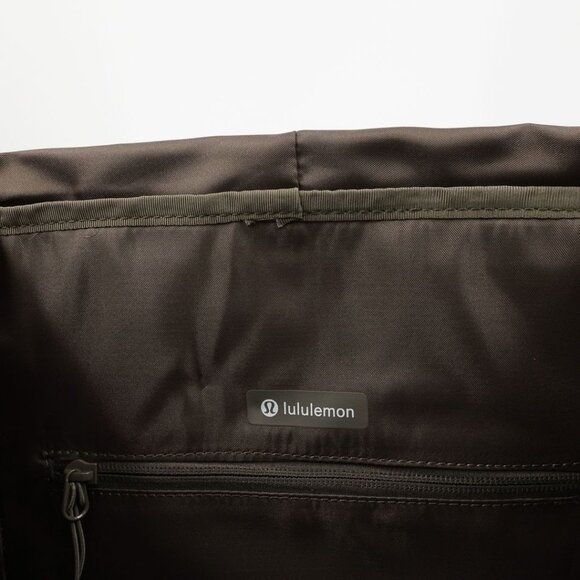 Lululemon Wunderlust Backpack 25L Green Grey - Picture 14 of 16